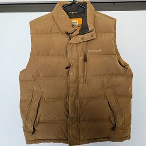 Brown Timberland Puffer Vest, XL and super comfy!
